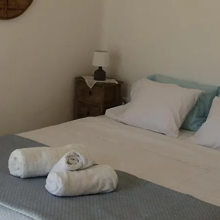Petradi Tatil Evi *